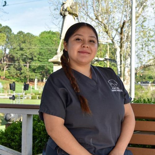 Esme - Veterinary Assistant